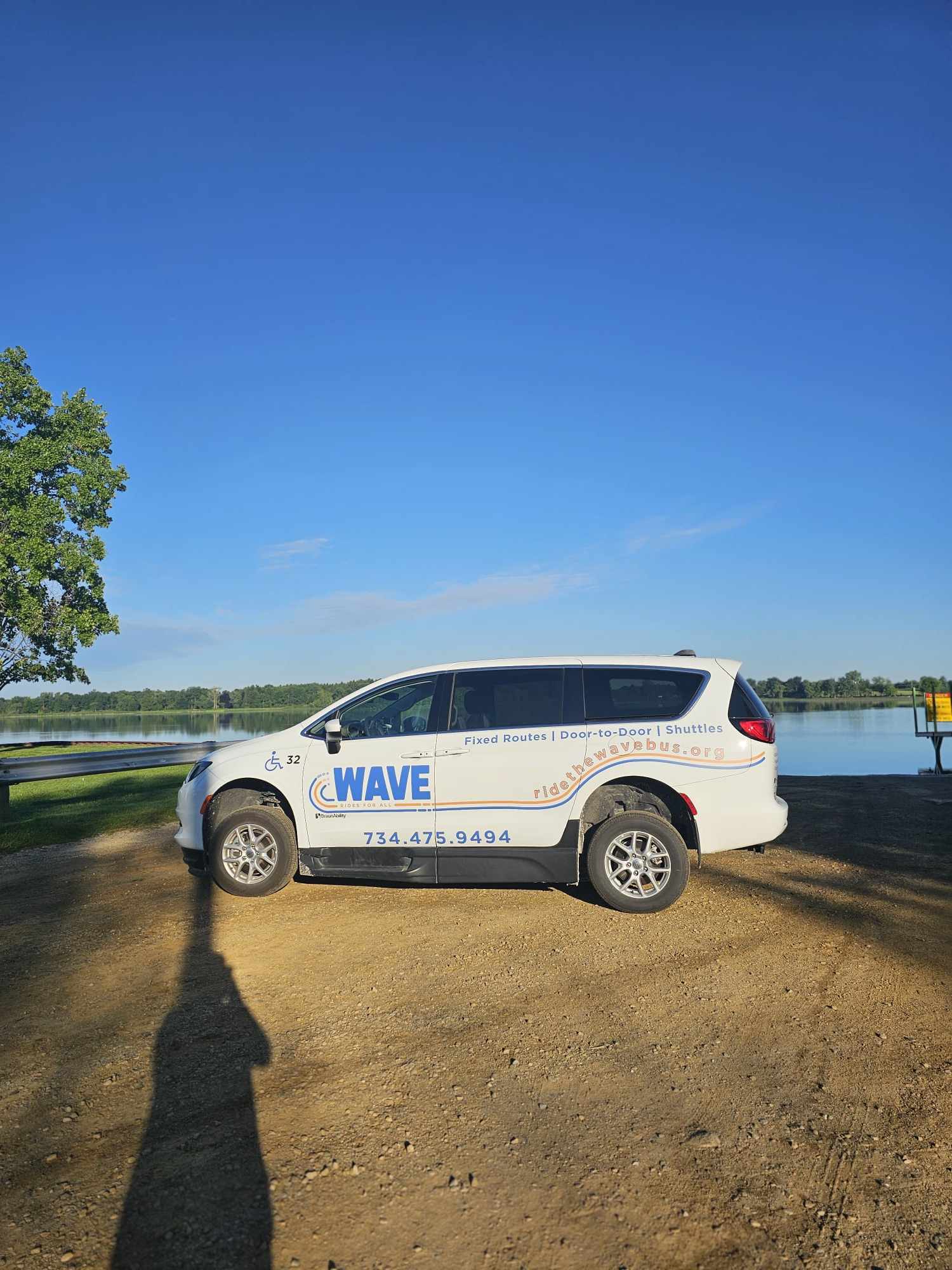 Minivan at Grass lake